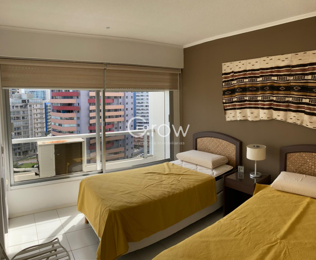 Apartamento ID.1885 - Frente a Playa Brava