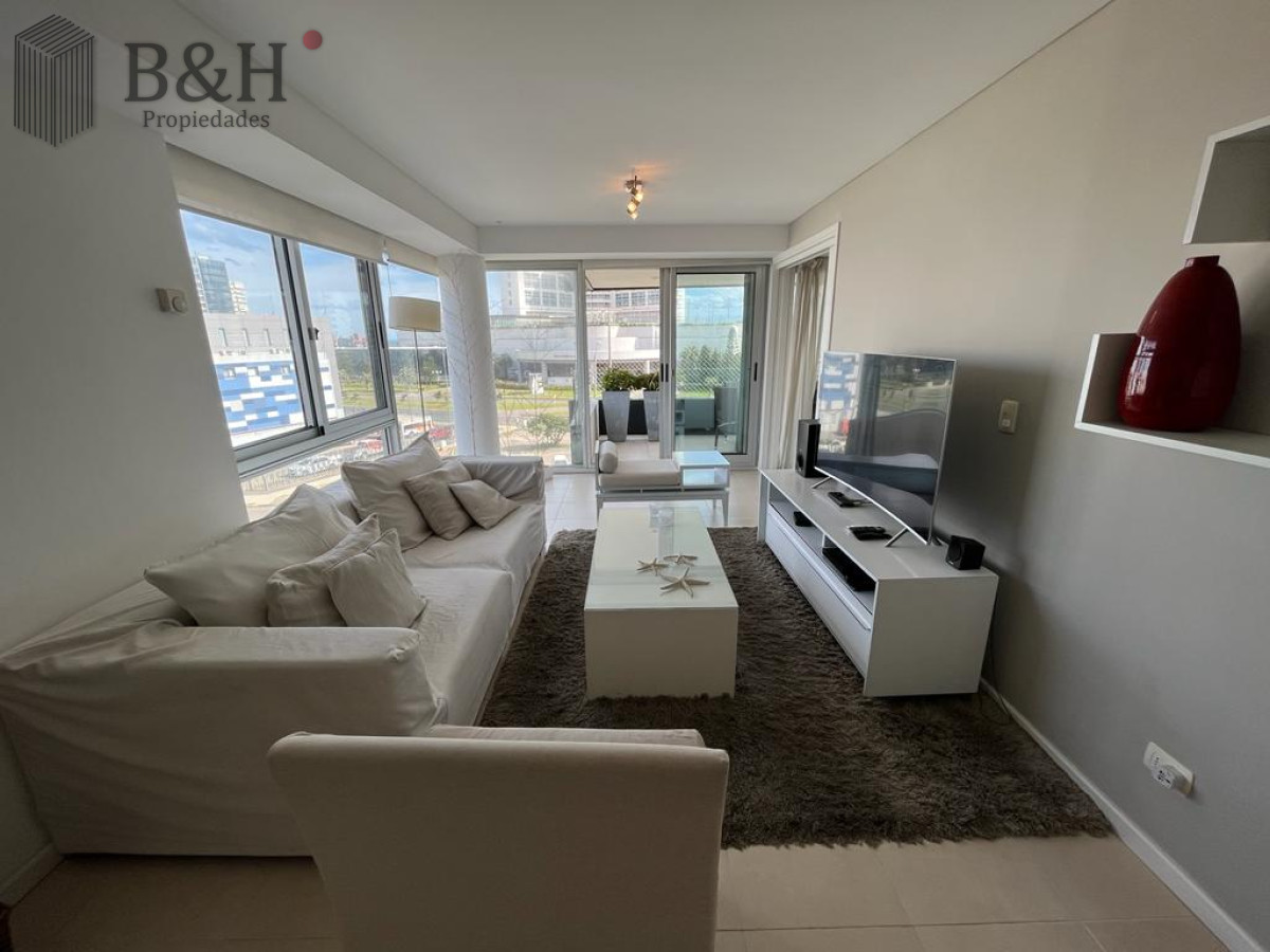Apartamento ID.6683 -   A LA VENTA APARTAMENTO ZONA ENJOY PUNTA DEL ESTE