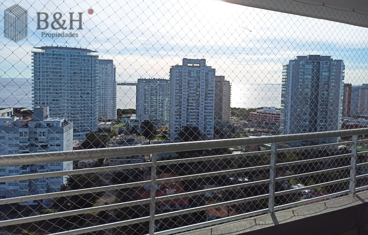 Apartamento ID.7333 - Dos dormitorios con vista al mar
