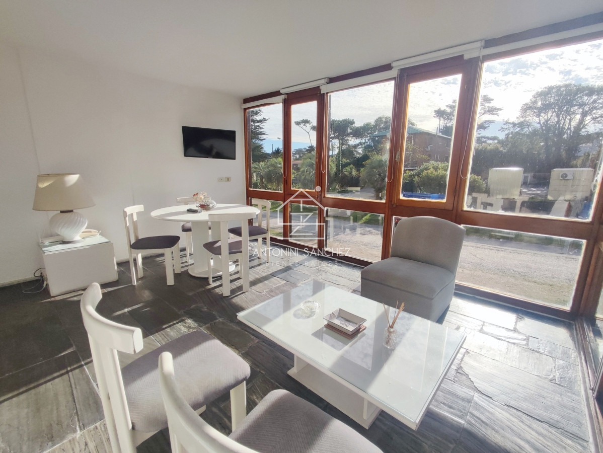 Apartamento ID.487 - Edificio frente al mar en Playa Brava