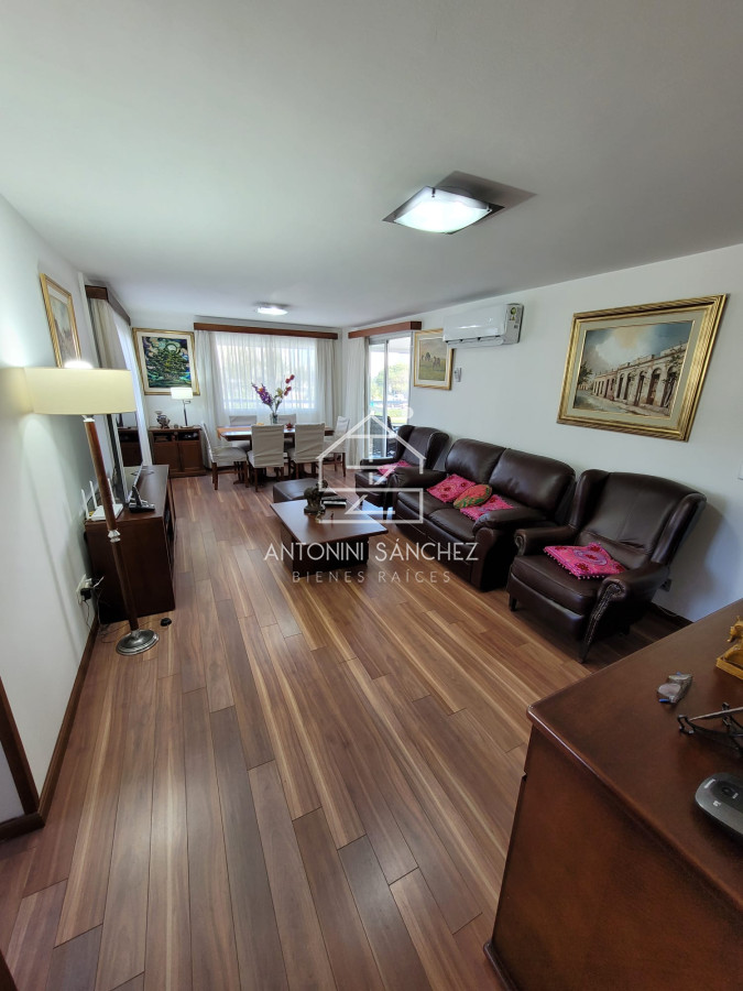 Apartamento ID.1185 - IMPECABLE IDEAL PARA DISFRUTAR TODO EL AÑO!!!