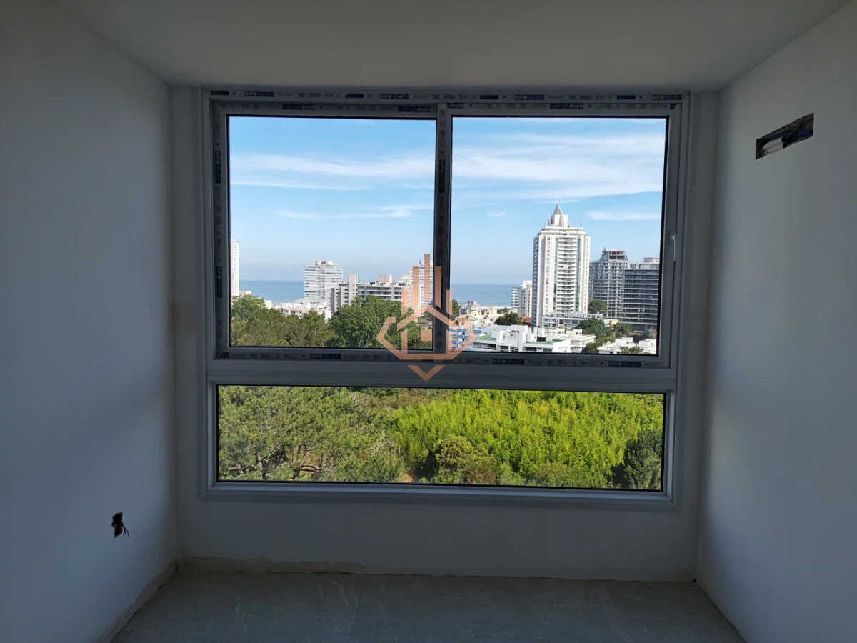 Un dormitorio a pasos de Playa Brava