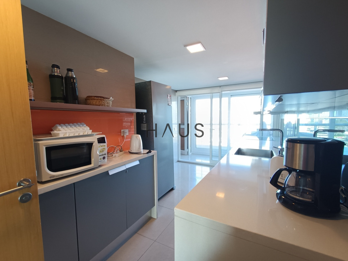 Apartamento ID.292 - Amplios dormitorios con vista al mar