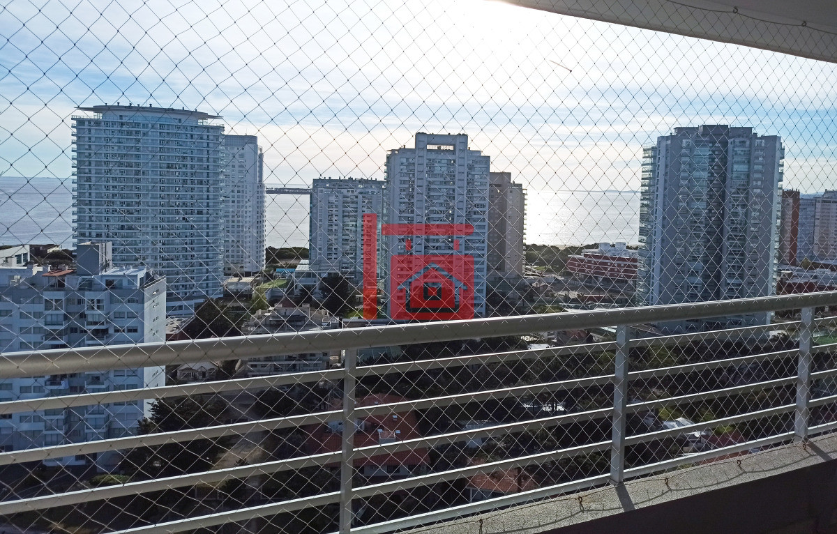 Apartamento ID.759 - Dos dormitorios con vista al mar