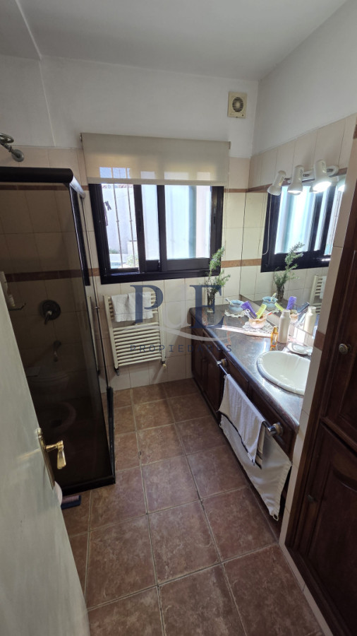 Casa en Monaco, Maldonado. 4 dormitorios, terreno de 382 m² - Imagen 12