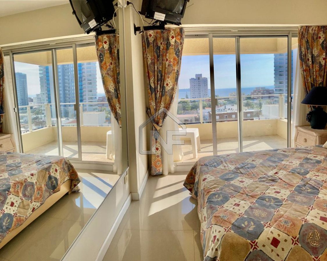 Apartamento ID.82 - Tres dormitorios con vista a Playa Mansa