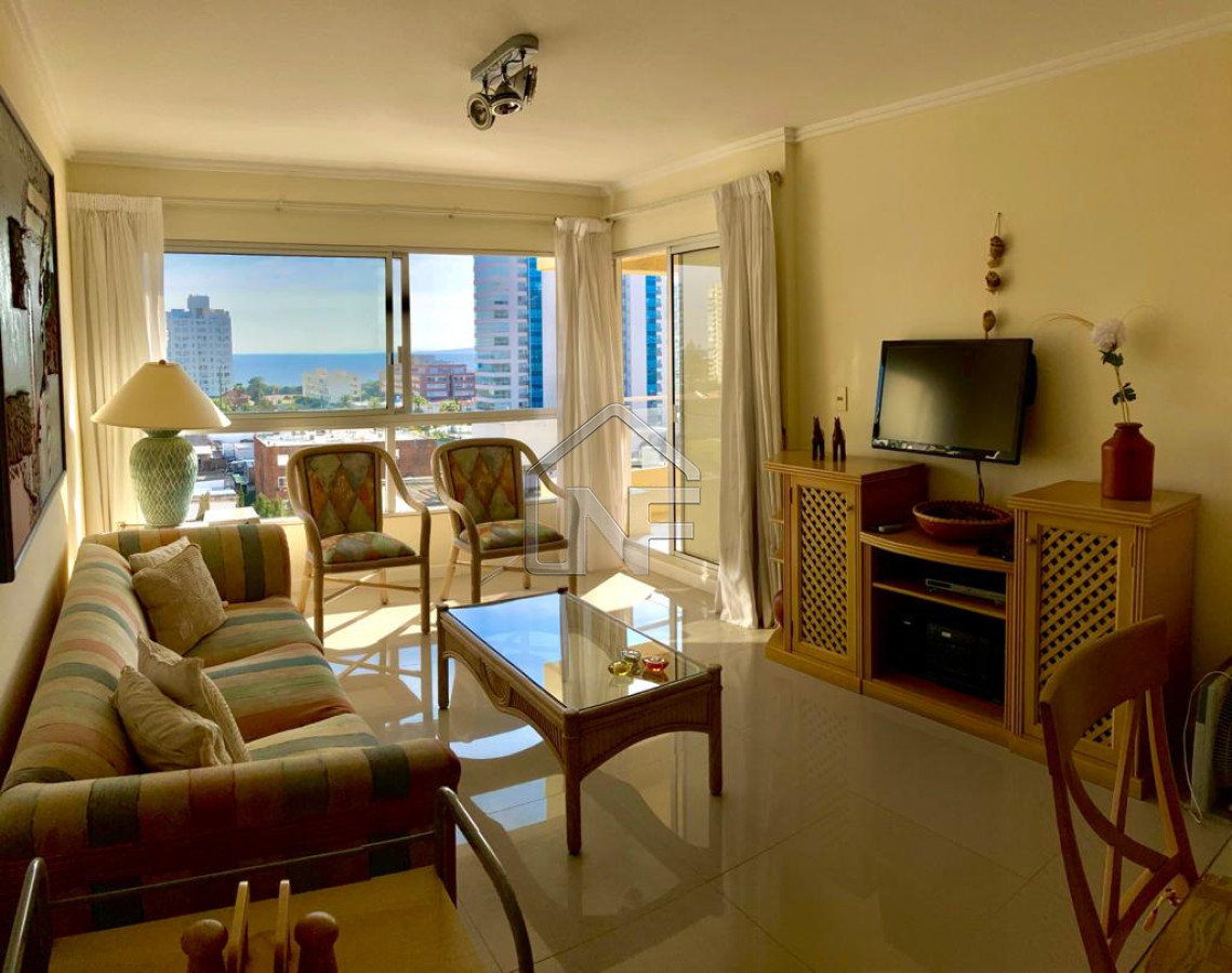 Apartamento ID.82 - Tres dormitorios con vista a Playa Mansa