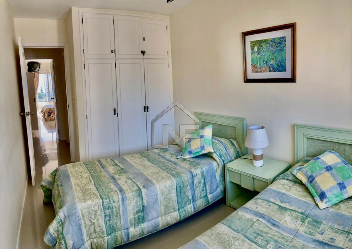 Apartamento ID.82 - Tres dormitorios con vista a Playa Mansa