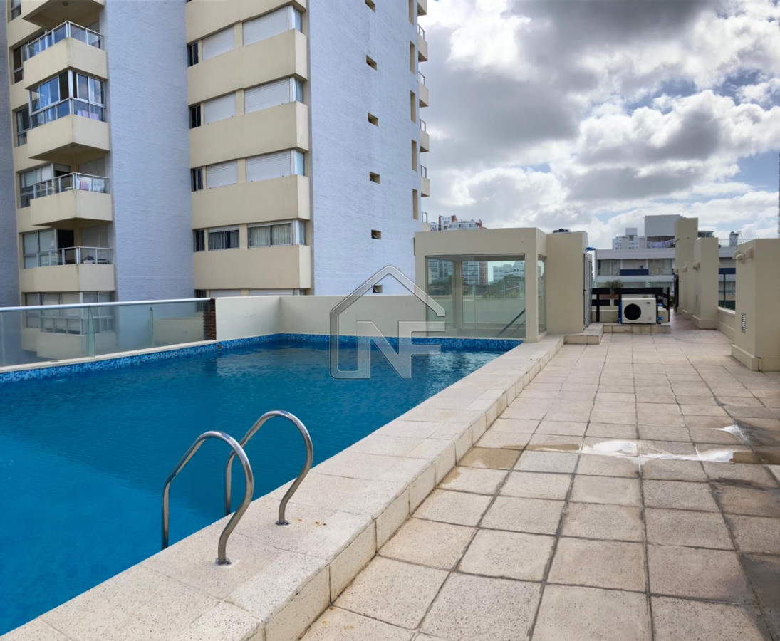 Apartamento ID.82 - Tres dormitorios con vista a Playa Mansa