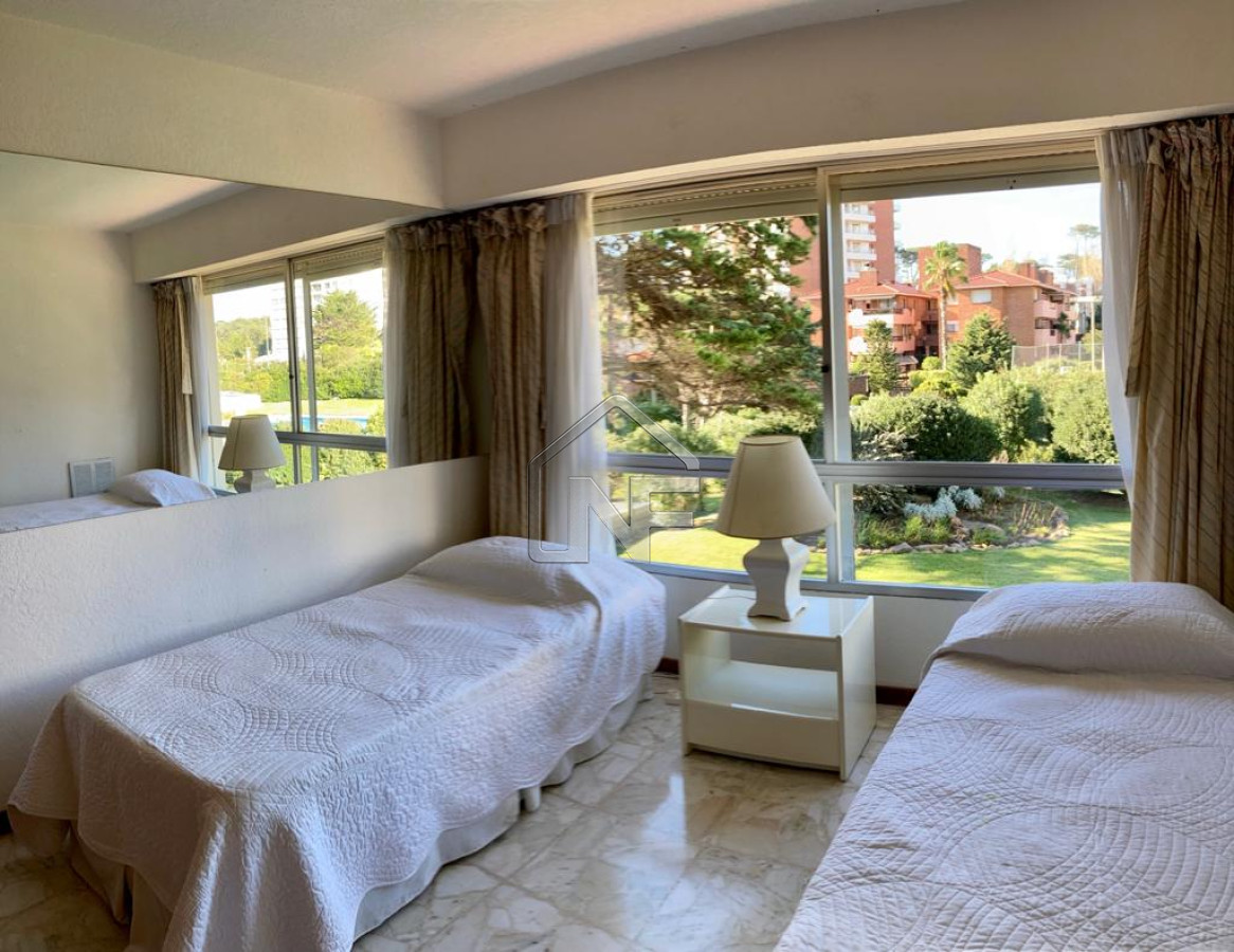 Apartamento ID.83 - Tres dormitorios con vista al mar