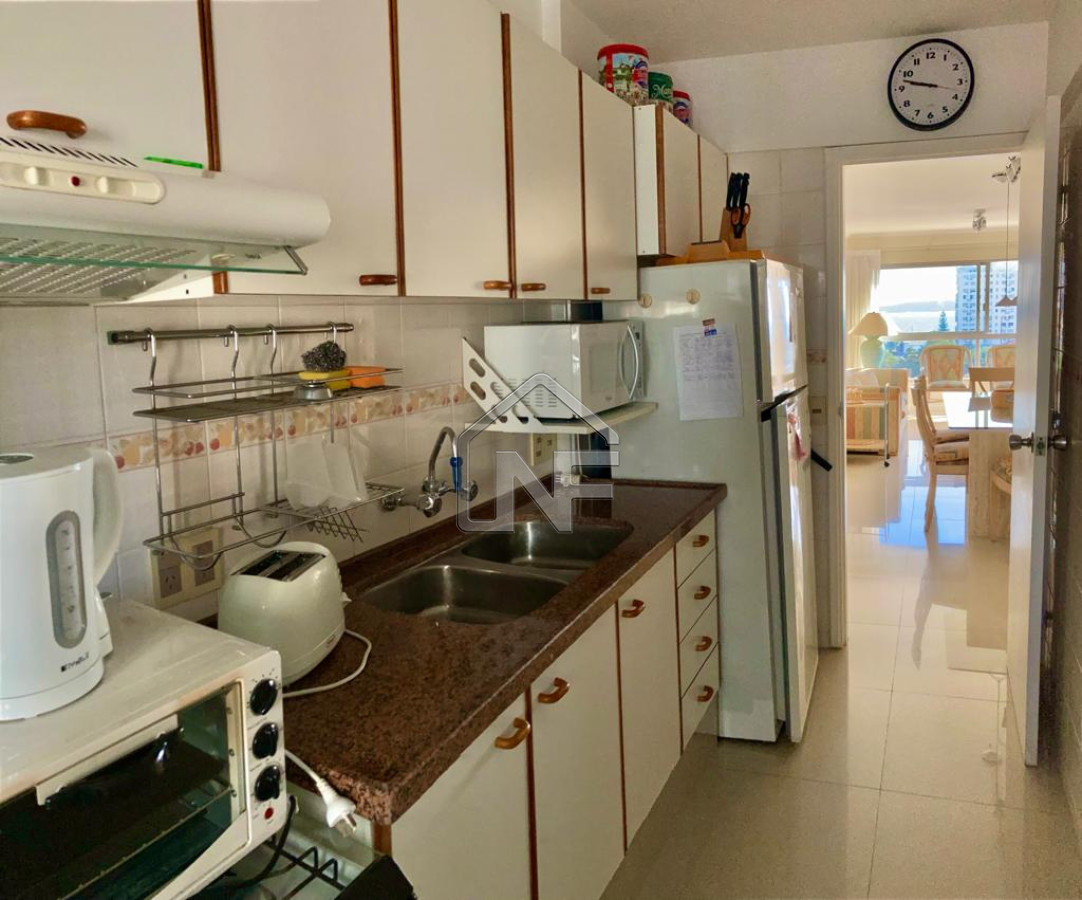 Apartamento ID.82 - Tres dormitorios con vista a Playa Mansa