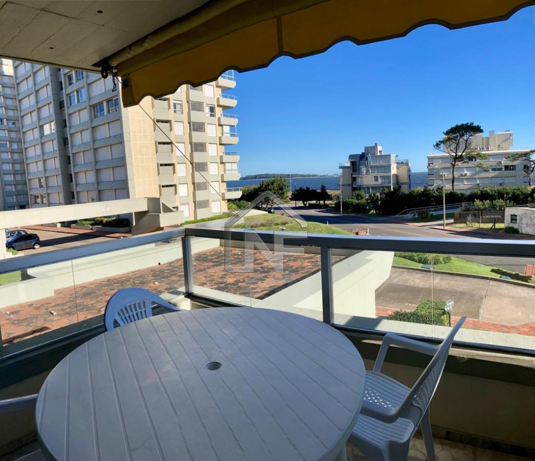 Apartamento ID.83 - Tres dormitorios con vista al mar
