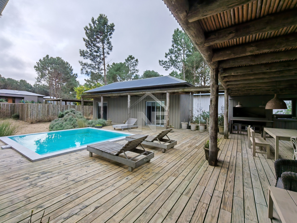 Casa ID.173 - Casa de cuatro dormitorios en Jose Ignacio para venta y alquiler