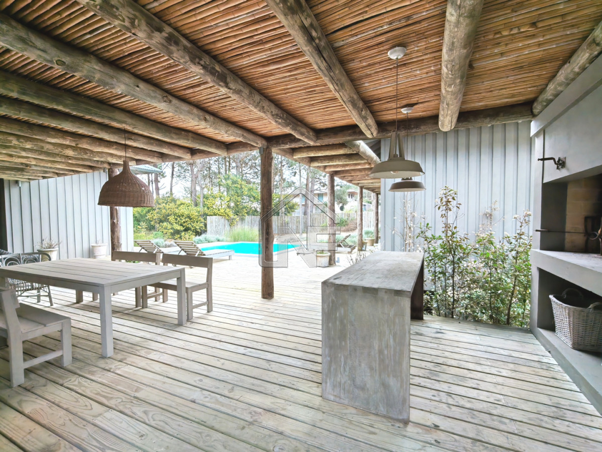 Casa ID.173 - Casa de cuatro dormitorios en Jose Ignacio para venta y alquiler