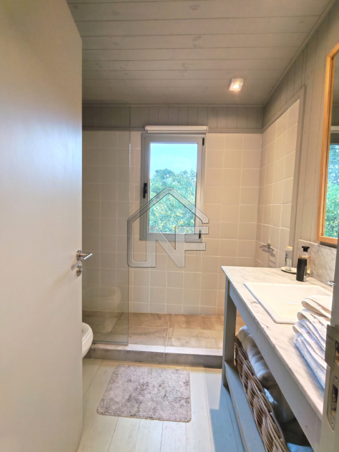 Casa ID.173 - Casa de cuatro dormitorios en Jose Ignacio para venta y alquiler