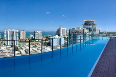 Venta de apartamento 2 dormitorios, Playa Mansa y Brava. Punta del Este