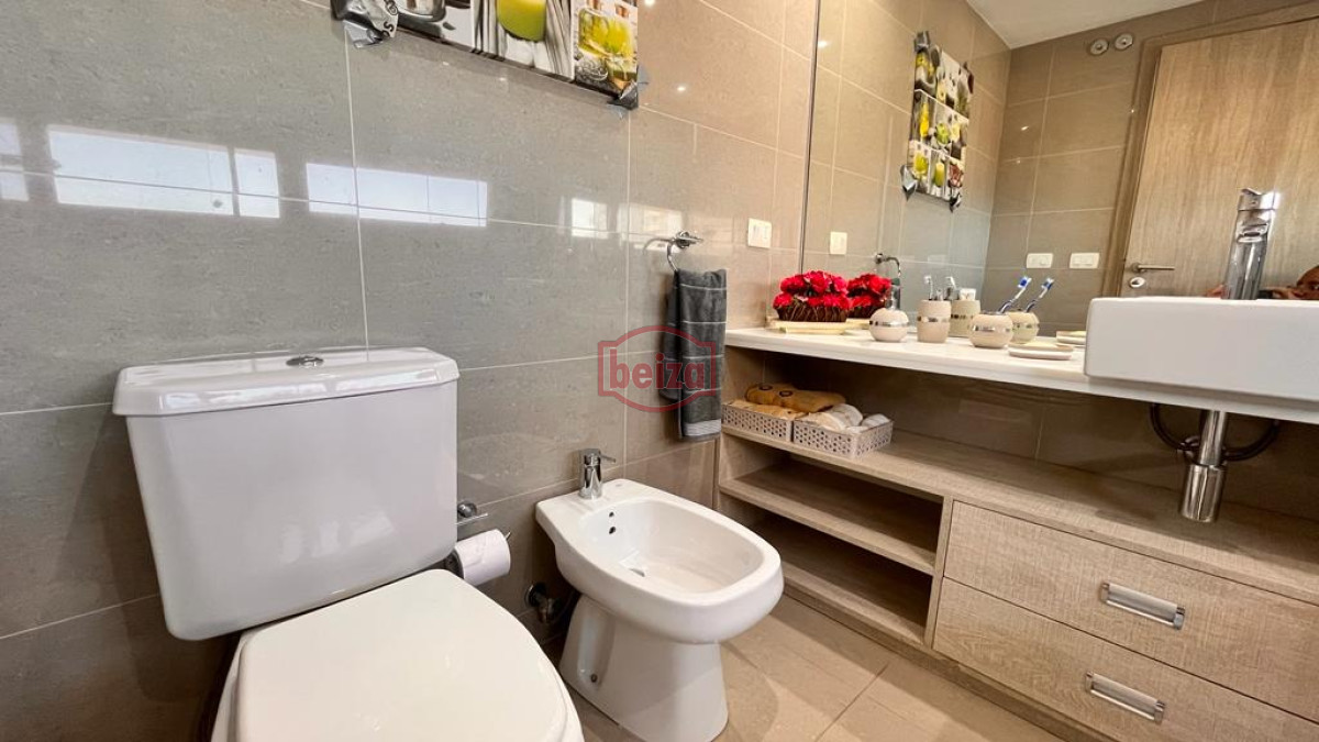 Apartamento ID.165944/Pda-2-Playa-Brava--2-dormitorios-en-suite,-amplio - Vista directa al mar. Torre de alta gama