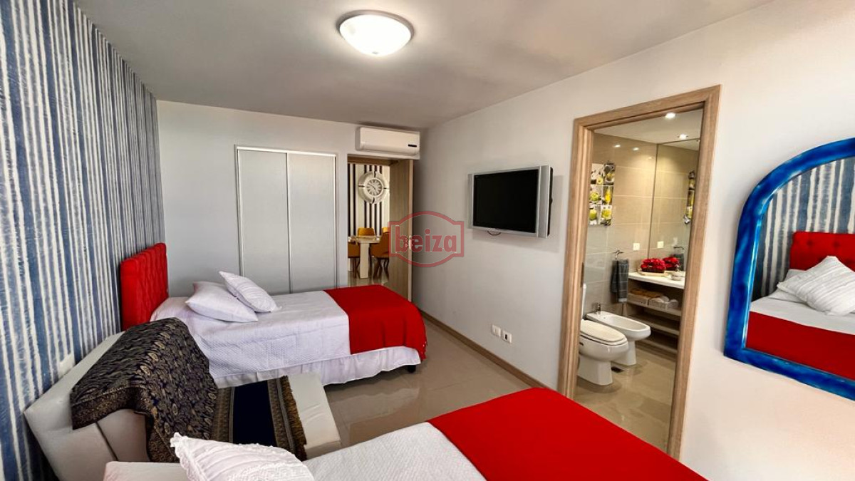 Apartamento ID.165944/Pda-2-Playa-Brava--2-dormitorios-en-suite,-amplio - Vista directa al mar. Torre de alta gama