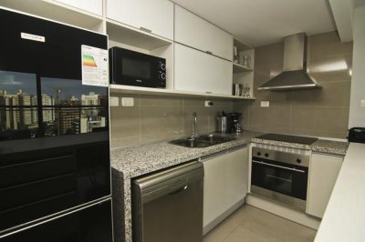 Un dormitorio con vista a Playa Brava - MYD1160A