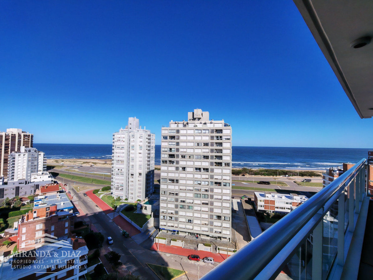 Dos dormitorios con vista al mar - MYD1573A