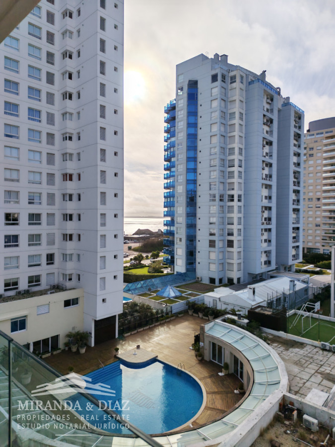 Un dormitorio a pasos del mar en venta