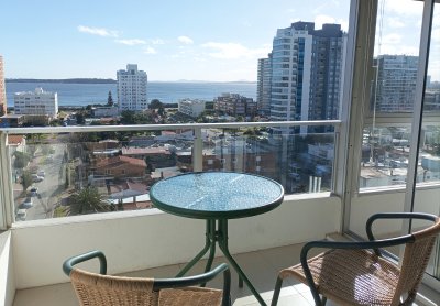 Dos dormitorios con vista al mar