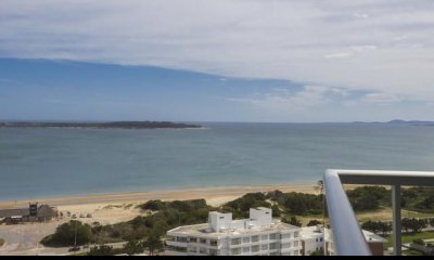 FRENTE AL MAR TORRE DE ALTA GAMA