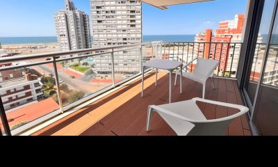 Dos dormitorios amplios con vista al mar