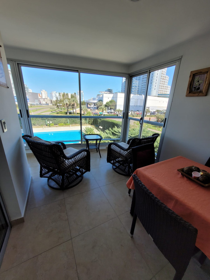 APARTAMENTO EN PLAYA MANSA ZONA ENJOY