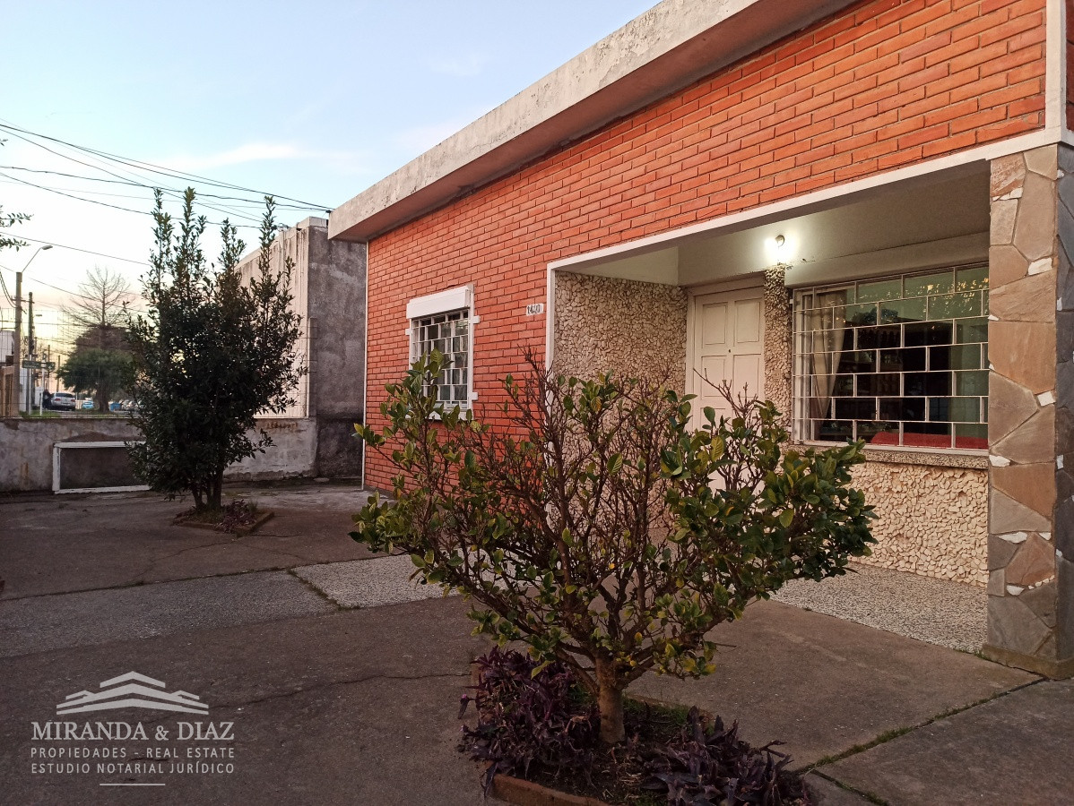 amplia casa en maldonado con muy buena luz - myd2080c