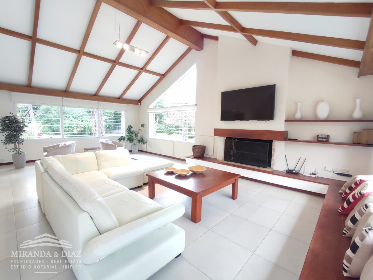 Mansa - GoPunta - Portal Inmobiliario de Punta del Este - Maldonado