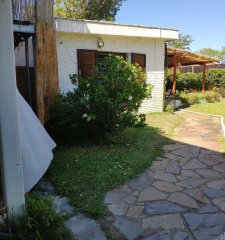 Casa amplia con un gran jardin, para vivir todo el año!!!