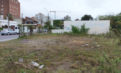 Terreno esquinero para edificacion en altura