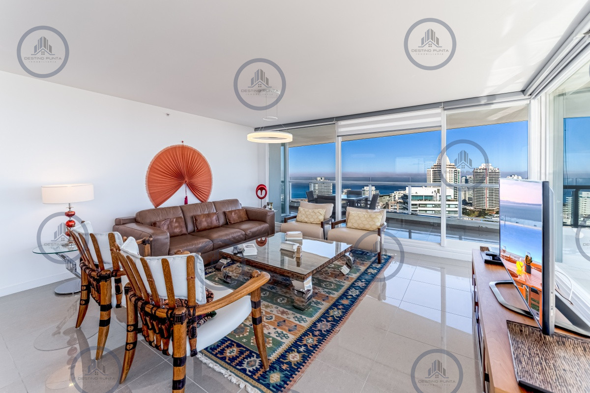 Apartamento ID.1107 - Venta de apartamento en Torre One de Punta del Este