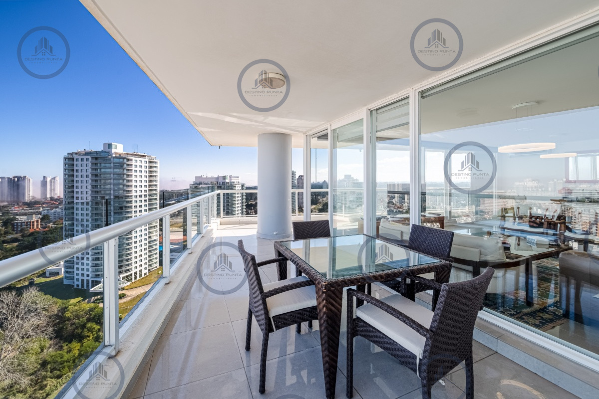 Apartamento ID.1107 - Venta de apartamento en Torre One de Punta del Este