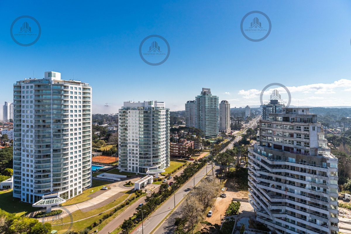 Apartamento ID.1107 - Venta de apartamento en Torre One de Punta del Este