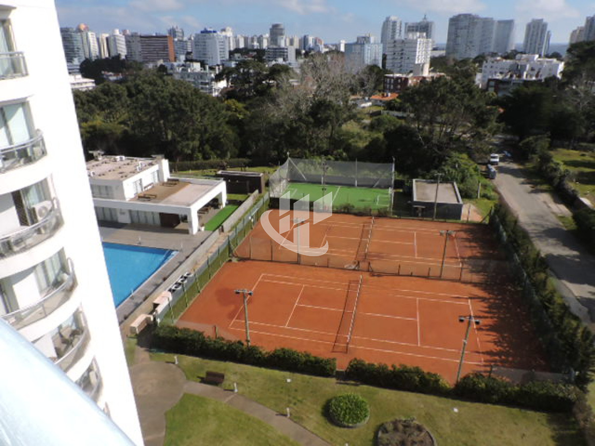 Apartamento ID.645 - Venta, apartamento, 2 dormitorios, Aidy Grill, Punta del Este