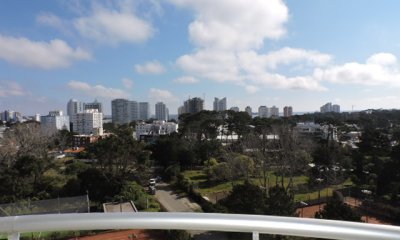 Venta, apartamento, 2 dormitorios, Aidy Grill, Punta del Este