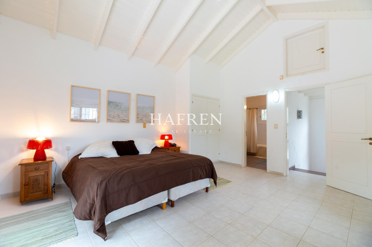 Casa ID.8 - Venta Casa 4 Dormitorios en La Barra