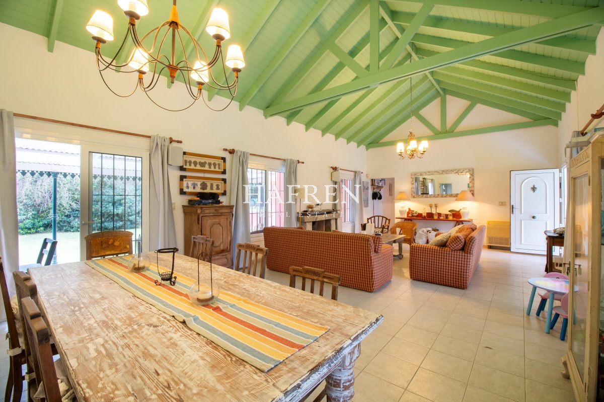 Casa ID.8 - Venta Casa 4 Dormitorios en La Barra