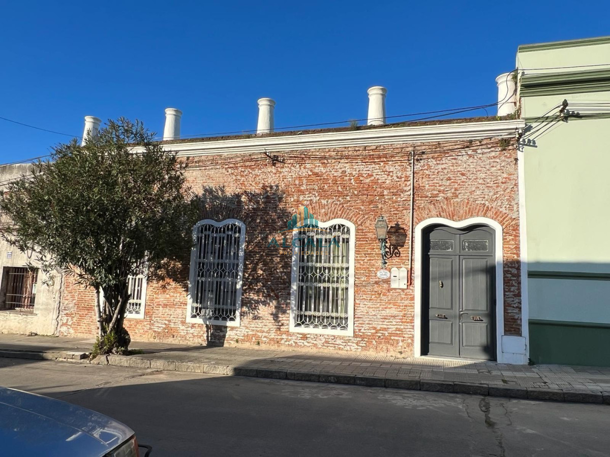 Casa ID.11 - Venta Casa 3 Dormitorios de Epoca en San Carlos