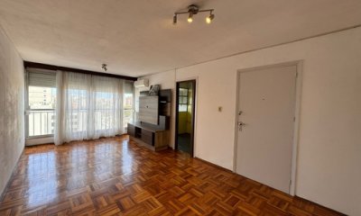Venta Apartamento 2 Dormitorios en Zona Tres Cruces