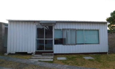 Casa contenedor doble con piscina en Pinamar Norte