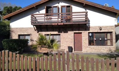 Venta Casa  5 dormitorios - 3 baños en Atlantida