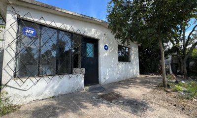 Venta Casa 2 Dormitorios a reciclar en Parque del Plata Norte