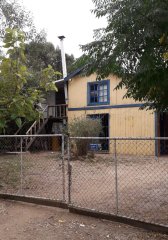 Cabaña + apartamento + 3 locales en Parque del Plata Norte