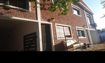 Oportunidad en La Floresta. 2 casas en un mismo padron.