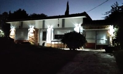 Casa de 2 dormitorios en Parque del Plata norte frente al arroyo