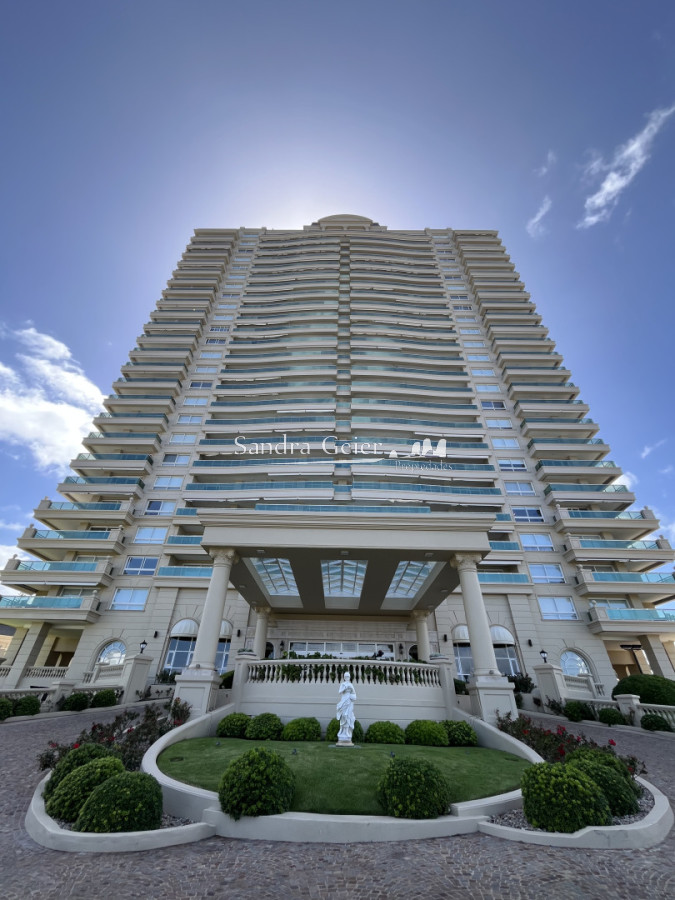 Apartamento ID.3199 - VENTA ALQUILER APARTAMENTO PRIMERA LINEA MANSA PUNTA DEL ESTE