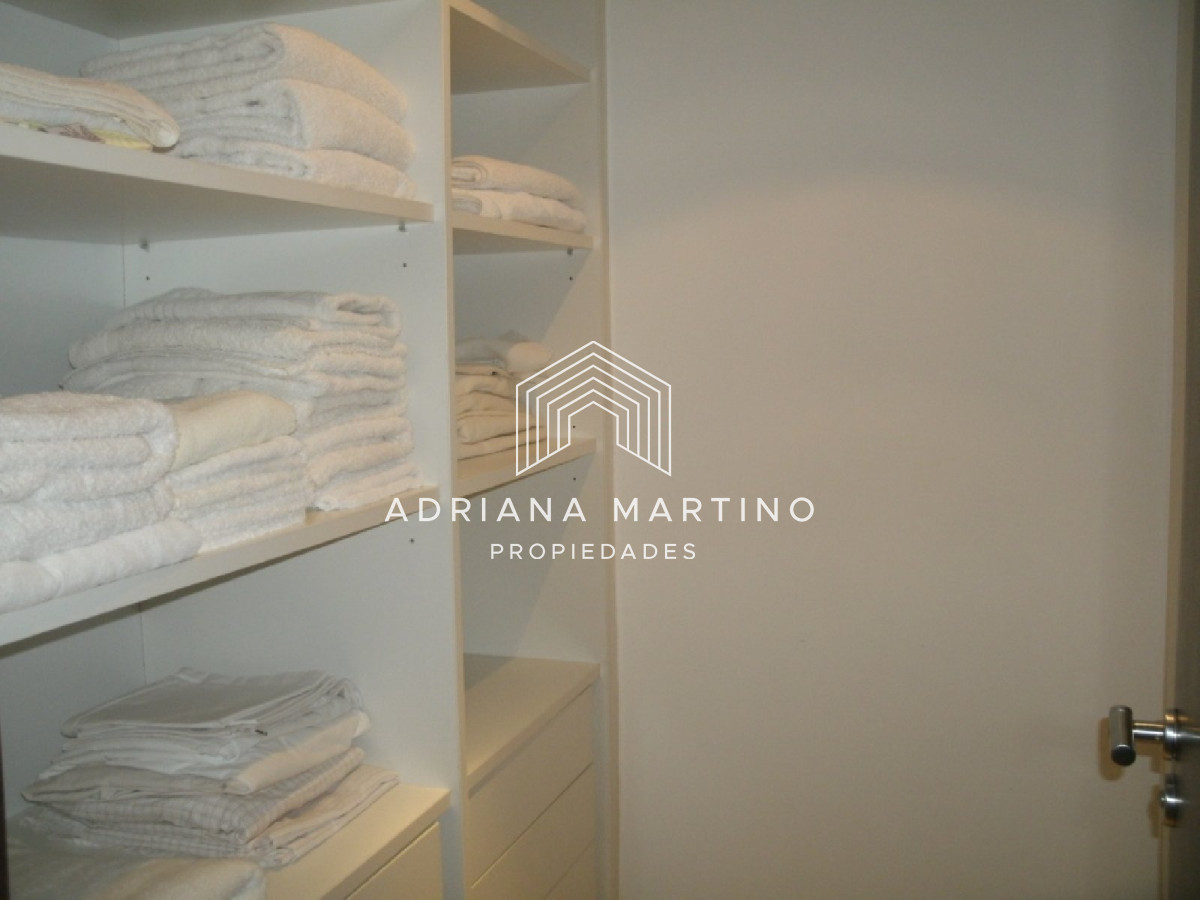 Apartamento ID.69411 - ALQUILER VENTA LA BARRA DEPARTAMENTO PENT HOUSE PISCINA PARRILLERO 3 DORMITORIOS 4 BAÑOS DEPENDENCIA DE SERVICIO TERRAZA